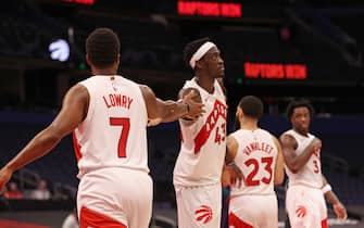 TAMPA, FL - JANUARY 14: Kyle Lowry #7 and Pascal Siakam #43 of the Toronto Raptors shake hands after the game against the Charlotte Hornets on January 14, 2021 at Amalie Arena in Tampa, Florida. NOTE TO USER: User expressly acknowledges and agrees that, by downloading and/or using this photograph, user is consenting to the terms and conditions of the Getty Images License Agreement. Mandatory Copyright Notice: Copyright 2021 NBAE (Photo by Mark Lo Moglio/NBAE via Getty Images)