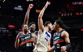 SAN ANTONIO, TX - MAY 2: Joel Embiid #21 of the Philadelphia 76ers and Ben Simmons #25 of the Philadelphia 76ers react to his game winning tip during the game against the San Antonio Spurs on May 2, 2021 at the AT&T Center in San Antonio, Texas. NOTE TO USER: User expressly acknowledges and agrees that, by downloading and or using this photograph, user is consenting to the terms and conditions of the Getty Images License Agreement. Mandatory Copyright Notice: Copyright 2021 NBAE (Photos by Logan Riely/NBAE via Getty Images)