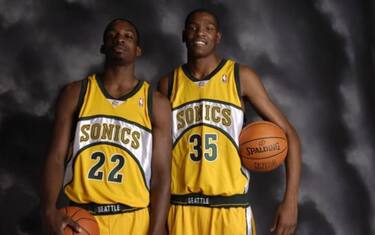 Durant&Green trascinano i Nets: esultano a Seattle