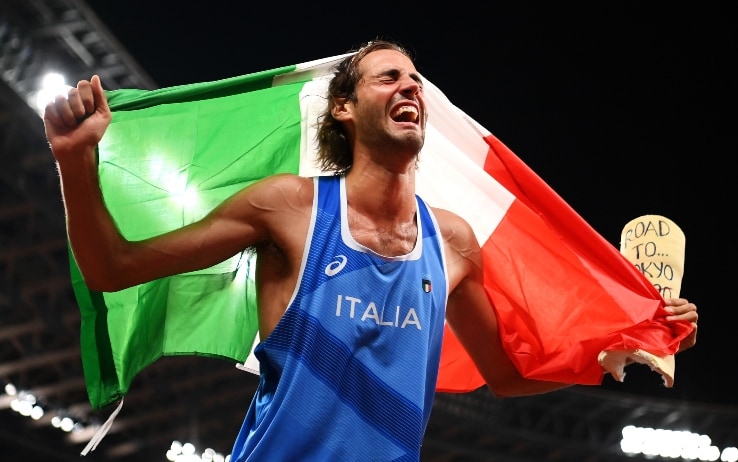 Olimpiadi, oro per Gianmarco Tamberi: l'azzurro che vola ...