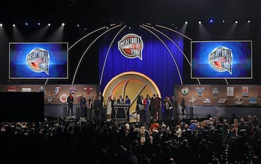 SPRINGFIELD, MASSACHUSETTS - SEPTEMBER 11: The class of the  2021Naismith Memorial  Basketball Hall of Fame ceremony at Symphony Hall on September 11, 2021 in Springfield, Massachusetts. (Photo by Maddie Meyer/Getty Images)