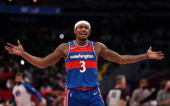 1351950951 WASHINGTON, DC - NOVEMBER 07: Bradley Beal #3 of the Washington Wizards reacts to a play against the Milwaukee Bucks during the second half at Capital One Arena on November 7, 2021 in Washington, DC. NOTE TO USER: User expressly acknowledges and agrees that, by downloading and or using this photograph, User is consenting to the terms and conditions of the Getty Images License Agreement. (Photo by Scott Taetsch/Getty Images)