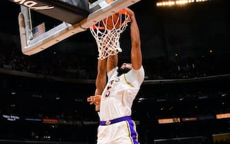 LOS ANGELES, CA - NOVEMBER 14: Anthony Davis #3 of the Los Angeles Lakers dunks the ball during the game against the San Antonio Spurs on November 14, 2021 at STAPLES Center in Los Angeles, California. NOTE TO USER: User expressly acknowledges and agrees that, by downloading and/or using this Photograph, user is consenting to the terms and conditions of the Getty Images License Agreement. Mandatory Copyright Notice: Copyright 2021 NBAE (Photo by Adam Pantozzi/NBAE via Getty Images)