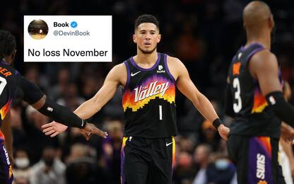 Devin Booker si fa male ma esulta sui social