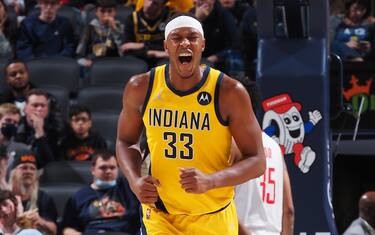 INDIANAPOLIS, IN - DECEMBER 23: Myles Turner #33 of the Indiana Pacers celebrates during the game against the Houston Rockets on December 23, 2021 at Gainbridge Fieldhouse in Indianapolis, Indiana. NOTE TO USER: User expressly acknowledges and agrees that, by downloading and or using this Photograph, user is consenting to the terms and conditions of the Getty Images License Agreement. Mandatory Copyright Notice: Copyright 2021 NBAE (Photo by Ron Hoskins/NBAE via Getty Images)
