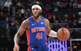 DETROIT, MI - DECEMBER 29: Saddiq Bey #41 of the Detroit Pistons dribbles the ball during the game against the New York Knicks on December 29, 2021 at Little Caesars Arena in Detroit, Michigan. NOTE TO USER: User expressly acknowledges and agrees that, by downloading and/or using this photograph, User is consenting to the terms and conditions of the Getty Images License Agreement. Mandatory Copyright Notice: Copyright 2021 NBAE (Photo by Chris Schwegler/NBAE via Getty Images)