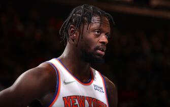 1237651709 NEW YORK, NY - JANUARY 10: Julius Randle #30 of the New York Knicks looks on during the game against the San Antonio Spurs on January 10, 2022 at Madison Square Garden in New York City, New York. NOTE TO USER: User expressly acknowledges and agrees that, by downloading and or using this photograph, User is consenting to the terms and conditions of the Getty Images License Agreement. Mandatory Copyright Notice: Copyright 2022 NBAE (Photo by Nathaniel S. Butler/NBAE via Getty Images)