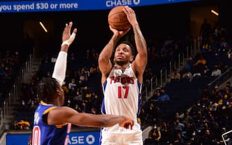 SAN FRANCISCO, CA - January 18:  Rodney McGruder #17 of the Detroit Pistons shoots the ball during the game against the Golden State Warriors on January 18, 2022 at Chase Center in San Francisco, California. NOTE TO USER: User expressly acknowledges and agrees that, by downloading and or using this photograph, user is consenting to the terms and conditions of Getty Images License Agreement. Mandatory Copyright Notice: Copyright 2022 NBAE (Photo by Noah Graham/NBAE via Getty Images)