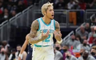 INDIANAPOLIS, INDIANA - JANUARY 26: Kelly Oubre Jr #12 of the Charlotte Hornets celebrates in the 158- 126 win against the Indiana Pacers at Gainbridge Fieldhouse on January 26, 2022 in Indianapolis, Indiana.     NOTE TO USER: User expressly acknowledges and agrees that, by downloading and or using this Photograph, user is consenting to the terms and conditions of the Getty Images License Agreement.  (Photo by Andy Lyons/Getty Images)