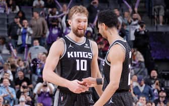SACRAMENTO, CA - FEBRUARY 9: Domantas Sabonis #10 of the Sacramento Kings talks to Jeremy Lamb #26 of the Sacramento Kings during the game against the Minnesota Timberwolves on February 9, 2022 at Golden 1 Center in Sacramento, California. NOTE TO USER: User expressly acknowledges and agrees that, by downloading and or using this Photograph, user is consenting to the terms and conditions of the Getty Images License Agreement. Mandatory Copyright Notice: Copyright 2022 NBAE (Photo by Rocky Widner/NBAE via Getty Images)