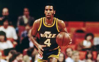 ATLANTA - 1985: Adrian Dantley #4 of the Utah Jazz dribbles against the Atlanta Hawks circa 1985 at the Omni in Atlanta, Georgia. NOTE TO USER: User expressly acknowledges and agrees that, by downloading and or using this photograph, User is consenting to the terms and conditions of the Getty Images License Agreement. Mandatory Copyright Notice: Copyright 1985 NBAE (Photo by Scott Cunningham/NBAE via Getty Images)