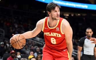 ATLANTA, GA - FEBRUARY 15: Danilo Gallinari #8 of the Atlanta Hawks dribbles the ball during the game against the Cleveland Cavaliers on February 15, 2022 at State Farm Arena in Atlanta, Georgia.  NOTE TO USER: User expressly acknowledges and agrees that, by downloading and/or using this Photograph, user is consenting to the terms and conditions of the Getty Images License Agreement. Mandatory Copyright Notice: Copyright 2022 NBAE (Photo by Adam Hagy/NBAE via Getty Images)