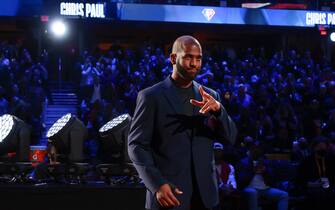 CLEVELAND, OH - FEBRUARY 20: Chris Paul of the 75th Anniversary Team is introduced during the 2022 NBA All-Star Game as part of 2022 NBA All Star Weekend on February 20, 2022 at Rocket Mortgage FieldHouse in Cleveland, Ohio. NOTE TO USER: User expressly acknowledges and agrees that, by downloading and/or using this Photograph, user is consenting to the terms and conditions of the Getty Images License Agreement. Mandatory Copyright Notice: Copyright 2022 NBAE (Photo by Nathaniel S. Butler/NBAE via Getty Images)