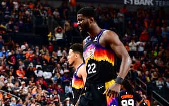 PHOENIX, AZ - FEBRUARY 27: Deandre Ayton #22 of the Phoenix Suns reacts to a play during the game against the Utah Jazz on February 27, 2022 at Footprint Center in Phoenix, Arizona. NOTE TO USER: User expressly acknowledges and agrees that, by downloading and or using this photograph, user is consenting to the terms and conditions of the Getty Images License Agreement. Mandatory Copyright Notice: Copyright 2022 NBAE (Photo by Barry Gossage/NBAE via Getty Images)