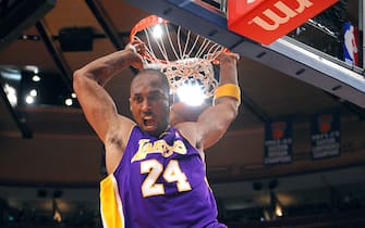 2/2/09 Los Angeles Lakers Vs New York Knicks at Madison Square Garden - Lakers Kobe Bryant slam dunks the ball in the second quarter.