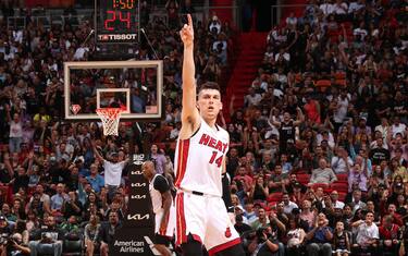 MIAMI, FL - APRIL 5: Tyler Herro #14 of the Miami Heat reacts to a play during the game against the Charlotte Hornets on April 5, 2022 at FTX Arena in Miami, Florida. NOTE TO USER: User expressly acknowledges and agrees that, by downloading and or using this Photograph, user is consenting to the terms and conditions of the Getty Images License Agreement. Mandatory Copyright Notice: Copyright 2022 NBAE (Photo by Issac Baldizon/NBAE via Getty Images)