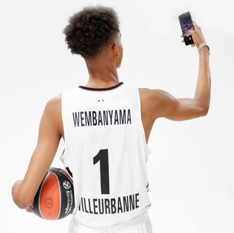 VILLEURBANNE, FRANCE - SEPTEMBER 13: Victor Wembanyama, #1 poses during the 2021/2022 Turkish Airlines EuroLeague Media Day of LDLC Asvel Villeurbanne at The Astroballe on September 13, 2021 in Villeurbanne, France. (Photo by Romain Biard/Euroleague Basketball via Getty Images)