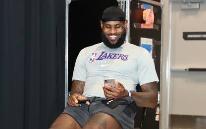 LeBron: "Non pago i 5 dollari per la spunta blu"