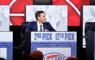 CHICAGO,IL - MAY 17: Former player, Nick Collison smiles as the Oklahoma City Thunder is picked 2nd and 12th overall in the NBA Draft during the 2022 NBA Draft Lottery at McCormick Place on May 17, 2022 in Chicago, Illinois. NOTE TO USER: User expressly acknowledges and agrees that, by downloading and or using this photograph, User is consenting to the terms and conditions of the Getty Images License Agreement. Mandatory Copyright Notice: Copyright 2022 NBAE (Photo by Kamil Krzaczynski/NBAE via Getty Images)