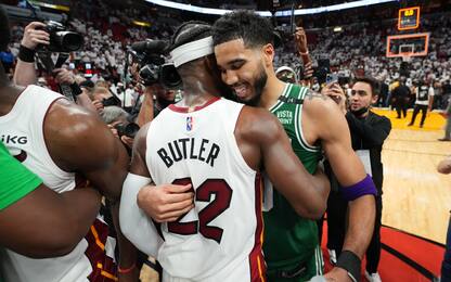 Boston sorride: chi batte Jimmy poi vince l'anello