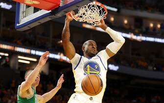 SAN FRANCISCO, CALIFORNIA - JUNE 02: Andre Iguodala #9 of the Golden State Warriors dunks the ball past Payton Pritchard #11 of the Boston Celtics during the fourth quarter in Game One of the 2022 NBA Finals at Chase Center on June 02, 2022 in San Francisco, California. NOTE TO USER: User expressly acknowledges and agrees that, by downloading and/or using this photograph, User is consenting to the terms and conditions of the Getty Images License Agreement. (Photo by Ezra Shaw/Getty Images)