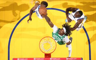 SAN FRANCISCO, CA - JUNE 5: Robert Williams III #44 of the Boston Celtics rebounds the ball against the Golden State Warriors during Game Two of the 2022 NBA Finals on June 5, 2022 at Chase Center in San Francisco, California. NOTE TO USER: User expressly acknowledges and agrees that, by downloading and or using this photograph, user is consenting to the terms and conditions of Getty Images License Agreement. Mandatory Copyright Notice: Copyright 2022 NBAE (Photo by Nathaniel S. Butler/NBAE via Getty Images)