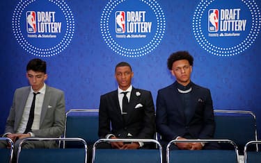 CHICAGO,IL - MAY 17: NBA Prospects, Chet Holmgren, Jabari Smith and Paolo Banchero look on during the 2022 NBA Draft Lottery at McCormick Place on May 17, 2022 in Chicago, Illinois. NOTE TO USER: User expressly acknowledges and agrees that, by downloading and or using this photograph, User is consenting to the terms and conditions of the Getty Images License Agreement. Mandatory Copyright Notice: Copyright 2022 NBAE (Photo by Jeff Haynes/NBAE via Getty Images)
