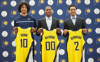 INDIANAPOLIS, IN - JUNE 24: The Indiana Pacers draft picks Kendall Brown, Andrew Nembhard and Bennedict Mathurin pose for a photo during a press conference on June 23, 2022 at Ascension St. Vincent Center in Indianapolis, Indiana. NOTE TO USER: User expressly acknowledges and agrees that, by downloading and or using this Photograph, user is consenting to the terms and conditions of the Getty Images License Agreement. Mandatory Copyright Notice: Copyright 2022 NBAE (Photo by Ron Hoskins/NBAE via Getty Images)