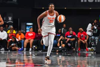 COLLEGE PARK, GA  JUNE 26:  Connecticut forward Jonquel Jones (35) moves the ball up the court during the WNBA game between the Connecticut Sun and the Atlanta Dream on June 26th, 2022 at Gateway Center Arena in College Park, GA. (Photo by Rich von Biberstein/Icon Sportswire via Getty Images)