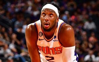 PHOENIX, AZ - OCTOBER 12: Josh Okogie #2 of the Phoenix Suns looks on during the game against the Sacramento Kings on October 12, 2022 at Footprint Center in Phoenix, Arizona. NOTE TO USER: User expressly acknowledges and agrees that, by downloading and or using this photograph, user is consenting to the terms and conditions of the Getty Images License Agreement. Mandatory Copyright Notice: Copyright 2022 NBAE (Photo by Barry Gossage/NBAE via Getty Images)