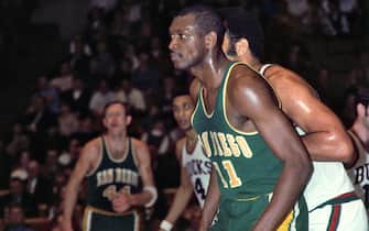 MILWAUKEE, WI - OCTOBER 27: Elvin Hayes #11 of the San Diego Rockets looks on during the game against the Milwaukee Bucks on October 27, 1970 at the Milwaukee Arena in Milwaukee, Wisconsin. NOTE TO USER: User expressly acknowledges and agrees that, by downloading and/or using this photograph, user is consenting to the terms and conditions of the Getty Images License Agreement. Mandatory Copyright Notice: Copyright 1970 NBAE (Photo by Vernon Biever/NBAE via Getty Images)