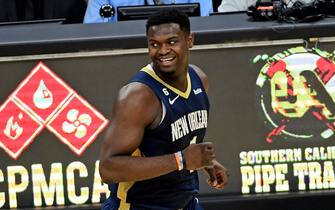 LOS ANGELES, CA - OCTOBER 30: Zion Williamson #1 of the New Orleans Pelicans looks on during the game against the LA Clippers on October 30, 2022 at Crypto.Com Arena in Los Angeles, California. NOTE TO USER: User expressly acknowledges and agrees that, by downloading and/or using this Photograph, user is consenting to the terms and conditions of the Getty Images License Agreement. Mandatory Copyright Notice: Copyright 2022 NBAE (Photo by Adam Pantozzi/NBAE via Getty Images) 
