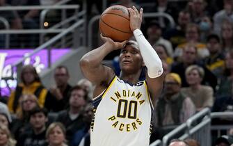 1440405060 INDIANAPOLIS, INDIANA - NOVEMBER 09: Bennedict Mathurin #00 of the Indiana Pacers attempts a shot in the fourth quarter against the Denver Nuggets at Gainbridge Fieldhouse on November 09, 2022 in Indianapolis, Indiana. NOTE TO USER: User expressly acknowledges and agrees that, by downloading and or using this photograph, User is consenting to the terms and conditions of the Getty Images License Agreement. (Photo by Dylan Buell/Getty Images)