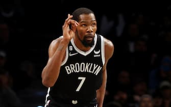 NEW YORK, NEW YORK - NOVEMBER 28: Kevin Durant #7 of the Brooklyn Nets celebrates after making a three-point basket against the Orlando Magic during the second half at Barclays Center on November 28, 2022 in New York City. NOTE TO USER: User expressly acknowledges and agrees that, by downloading and or using this Photograph, user is consenting to the terms and conditions of the Getty Images License Agreement. Brooklyn Nets defeated the Orlando Magic 109-102. (Photo by Mike Stobe/Getty Images)