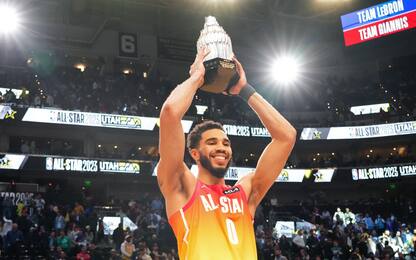 La notte magica di Tatum, MVP abbonato ai 50 punti