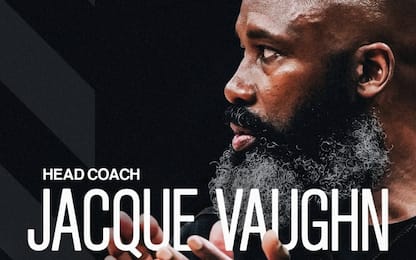 Brooklyn si affida a coach Vaughn fino al 2027