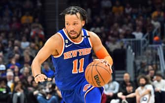 CLEVELAND, OHIO - MARCH 31: Jalen Brunson #11 of the New York Knicks goes to the basket during the second quarter against the Cleveland Cavaliers at Rocket Mortgage Fieldhouse on March 31, 2023 in Cleveland, Ohio. NOTE TO USER: User expressly acknowledges and agrees that, by downloading and or using this photograph, User is consenting to the terms and conditions of the Getty Images License Agreement. (Photo by Jason Miller/Getty Images)