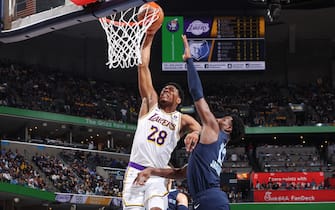 MEMPHIS, TN - APRIL 16: Rui Hachimura #28 of the Los Angeles Lakers drives to the basket during Round 1 Game 1 of the NBA Playoffs against the Memphis Grizzlies on April 16, 2023 at FedExForum in Memphis, Tennessee. NOTE TO USER: User expressly acknowledges and agrees that, by downloading and or using this photograph, User is consenting to the terms and conditions of the Getty Images License Agreement. Mandatory Copyright Notice: Copyright 2023 NBAE (Photo by Joe Murphy/NBAE via Getty Images)