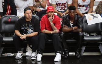 MIAMI, FL - JUNE 9: Neymar Jr. and Vinicius Jr. sit court side during the game between the Denver Nuggets and the Miami Heat during Game Four of the 2023 NBA Finals on June 9, 2023 at Kaseya Center in Miami, Florida. NOTE TO USER: User expressly acknowledges and agrees that, by downloading and or using this Photograph, user is consenting to the terms and conditions of the Getty Images License Agreement. Mandatory Copyright Notice: Copyright 2023 NBAE (Photo by Joe Murphy/NBAE via Getty Images)