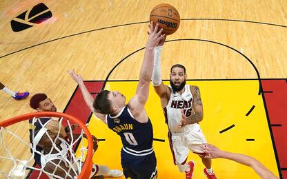 Denver non sta ferma: scambio durante le Finals