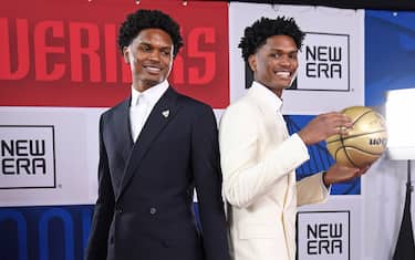 BROOKLYN, NY - JUNE 22: Ausar Thomson and Amen Thompson walk the red carpet during the 2023 NBA Draft on June 22, 2023 at Barclays Center in Brooklyn, New York. NOTE TO USER: User expressly acknowledges and agrees that, by downloading and or using this photograph, User is consenting to the terms and conditions of the Getty Images License Agreement. Mandatory Copyright Notice: Copyright 2023 NBAE (Photo by Brian Babineau/NBAE via Getty Images)