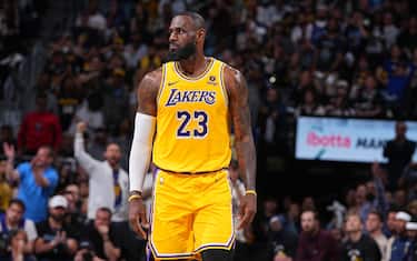 LeBron: "Ultima partita coi Lakers? Non rispondo"
