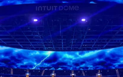 Al nuovissimo Intuit Dome piove già dentro. VIDEO