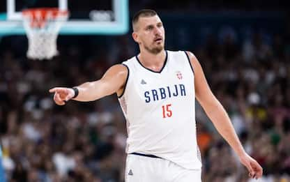 La solitudine di Jokic: 9 minuti in panchina, -26