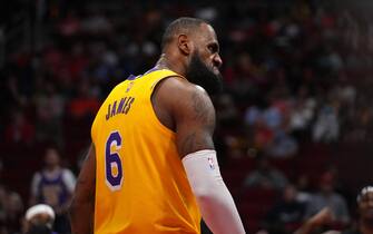 HOUSTON, TX - DECEMBER 28: LeBron James #6 of the Los Angeles Lakers celebrates during the game against the Houston Rockets on December 28, 2021 at the Toyota Center in Houston, Texas. NOTE TO USER: User expressly acknowledges and agrees that, by downloading and or using this photograph, User is consenting to the terms and conditions of the Getty Images License Agreement. Mandatory Copyright Notice: Copyright 2021 NBAE (Photo by Cooper Neill/NBAE via Getty Images)