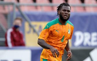 UTRECHT, NETHERLANDS - OCTOBER 13: Franck Kessie of Ivory Coast  during the  International Friendly match between Japan  v Ivory Coast  at the Stadium Glagenwaard on October 13, 2020 in Utrecht Netherlands (Photo by Laurens Lindhout/Soccrates/Getty Images)