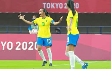 Marta-gol in 5 Olimpiadi, Pelé: "Sei un simbolo"
