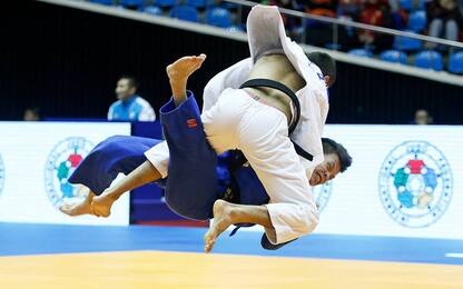 "Mai contro israeliani": judoka algerino si ritira
