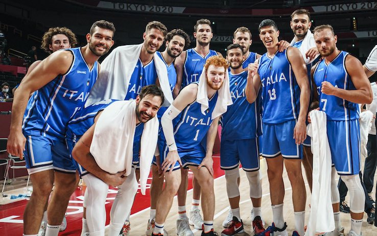 Olympia, Italien Deutschland Basketball: Die Azzurri erholen sich und gewinnen 92-82 bei ihrem Debüt