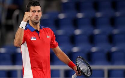 Djokovic batte Nishikori: in semifinale c'è Zverev
